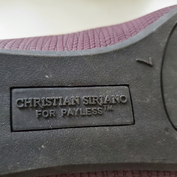 Christian Siriano | Pointed Textured Flats - Picture 5 of 5